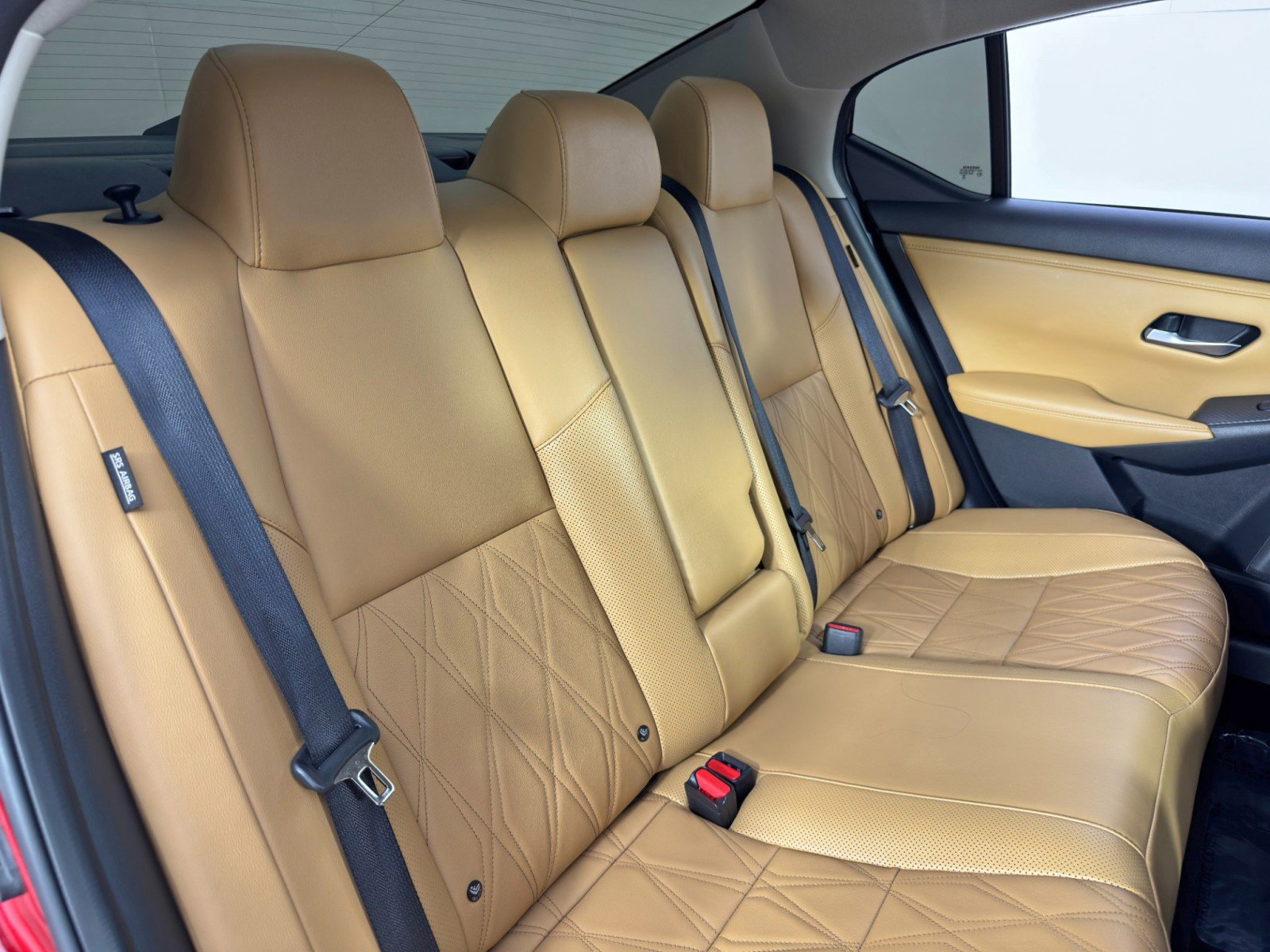 Used 2022 Nissan Sentra SV w/ SV Premium Package image 34