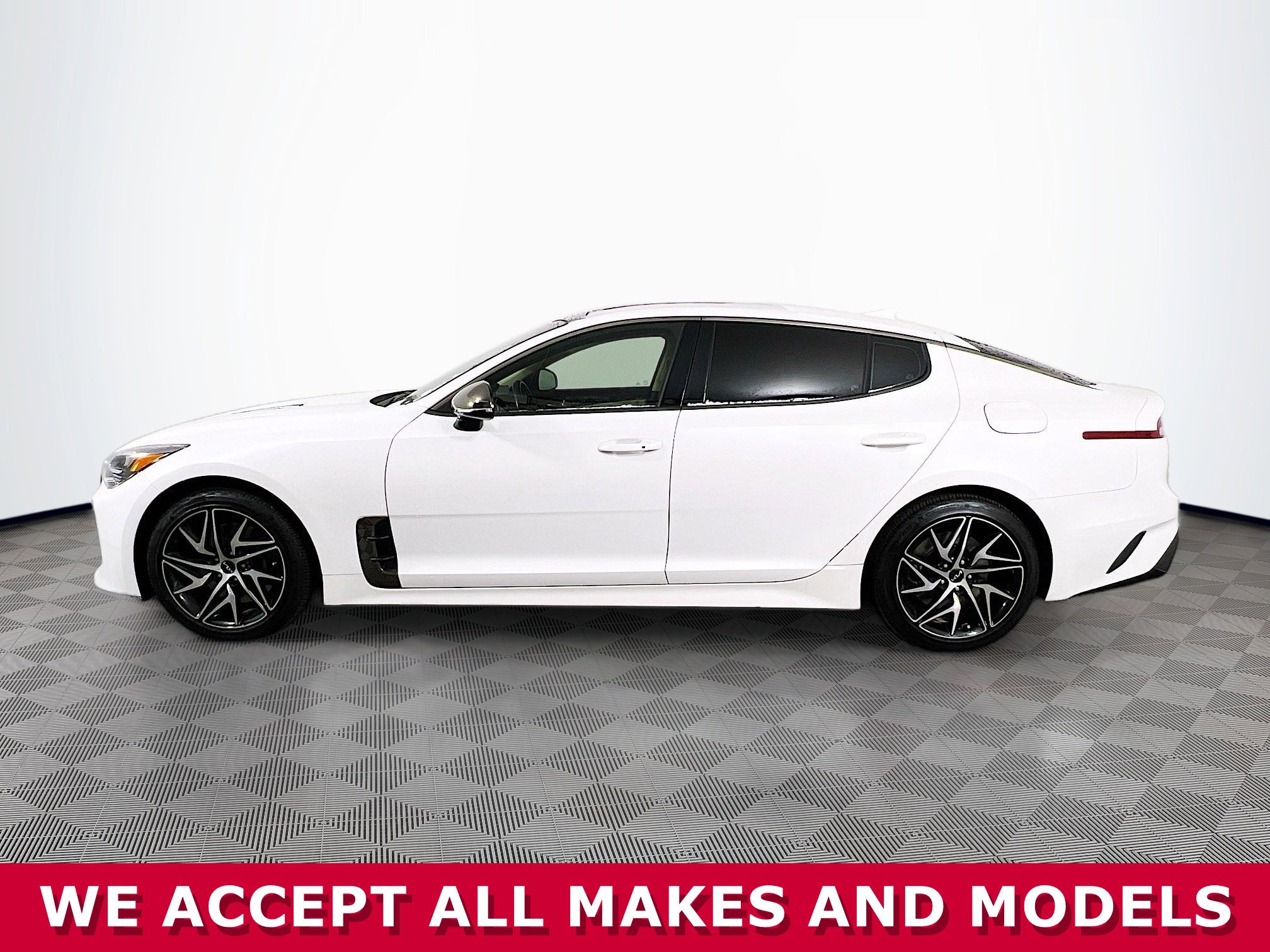 Used 2023 Kia Stinger GT-Line w/ Sun & Sound Package AWD/4WD image 29