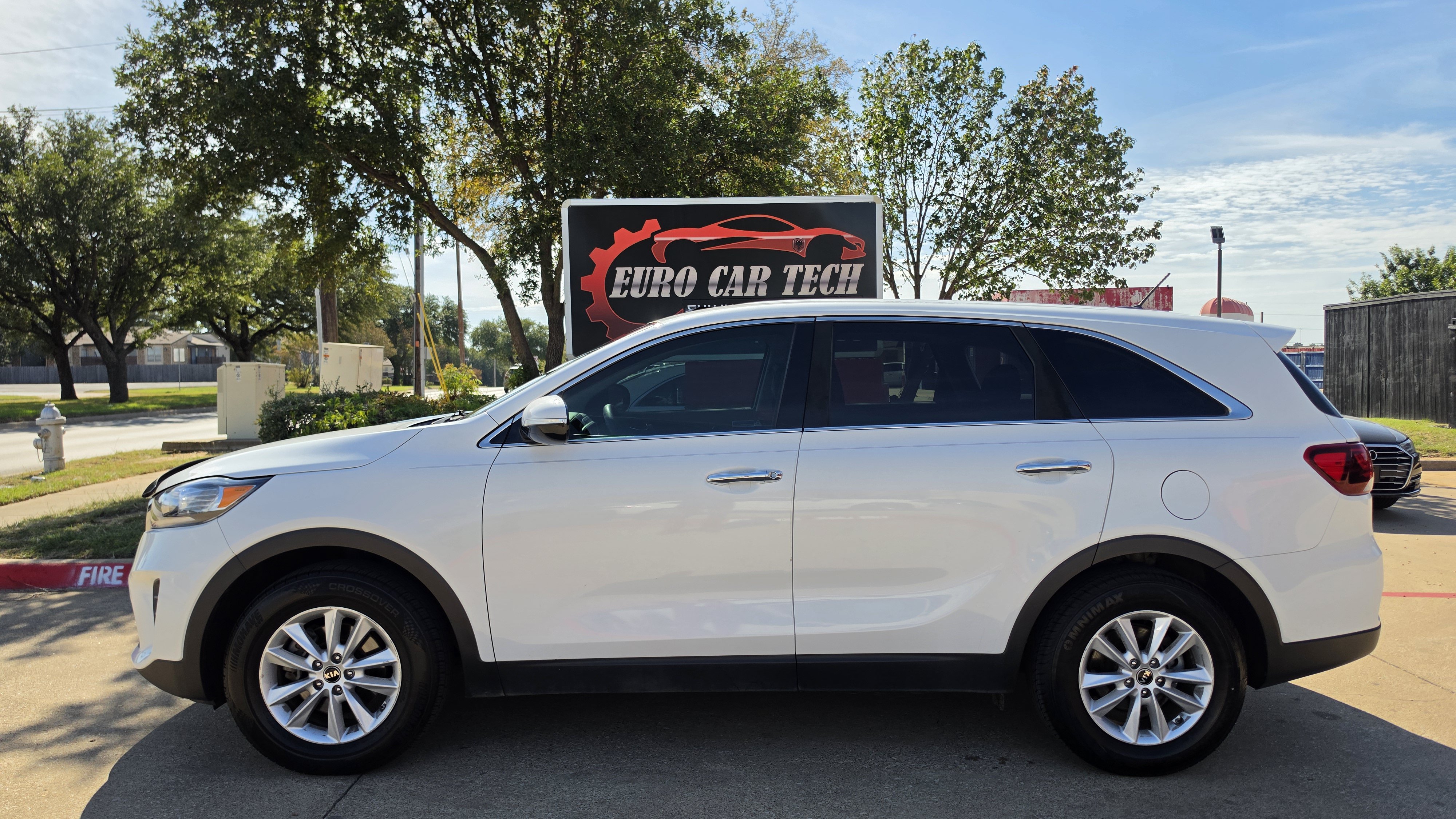 Used 2020 Kia Sorento L FWD image 2