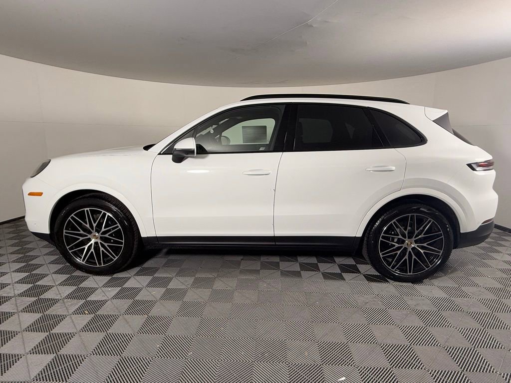 New 2026 Porsche Cayenne image 2