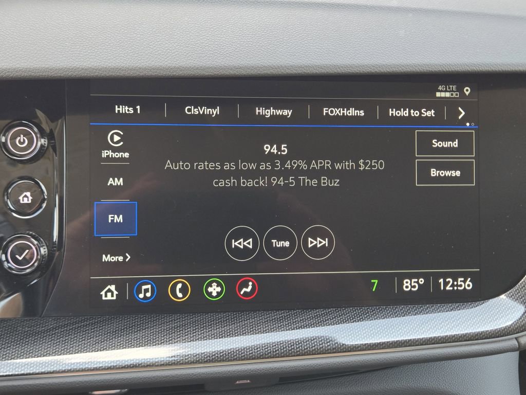 Used 2023 Buick Envision Preferred image 22