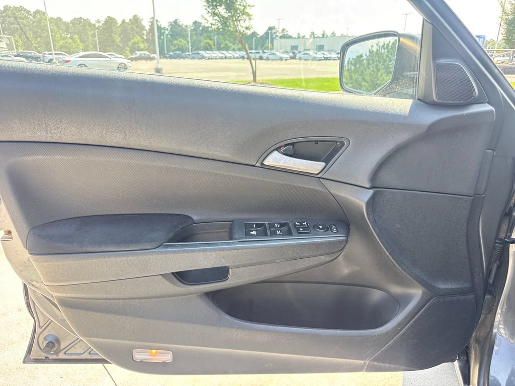 Used 2009 Honda Accord LX-P image 13