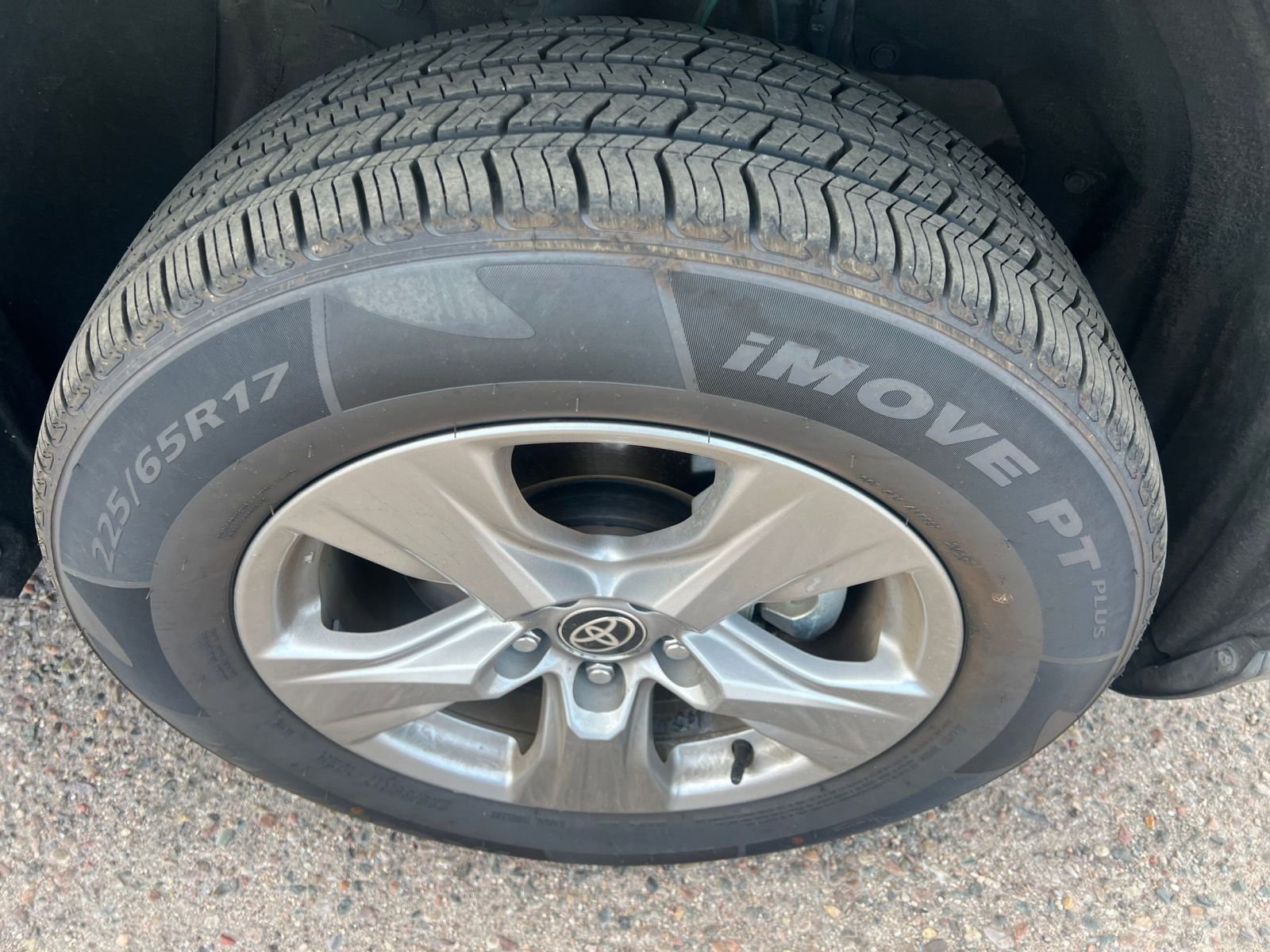 Used 2025 Toyota RAV4 LE image 30