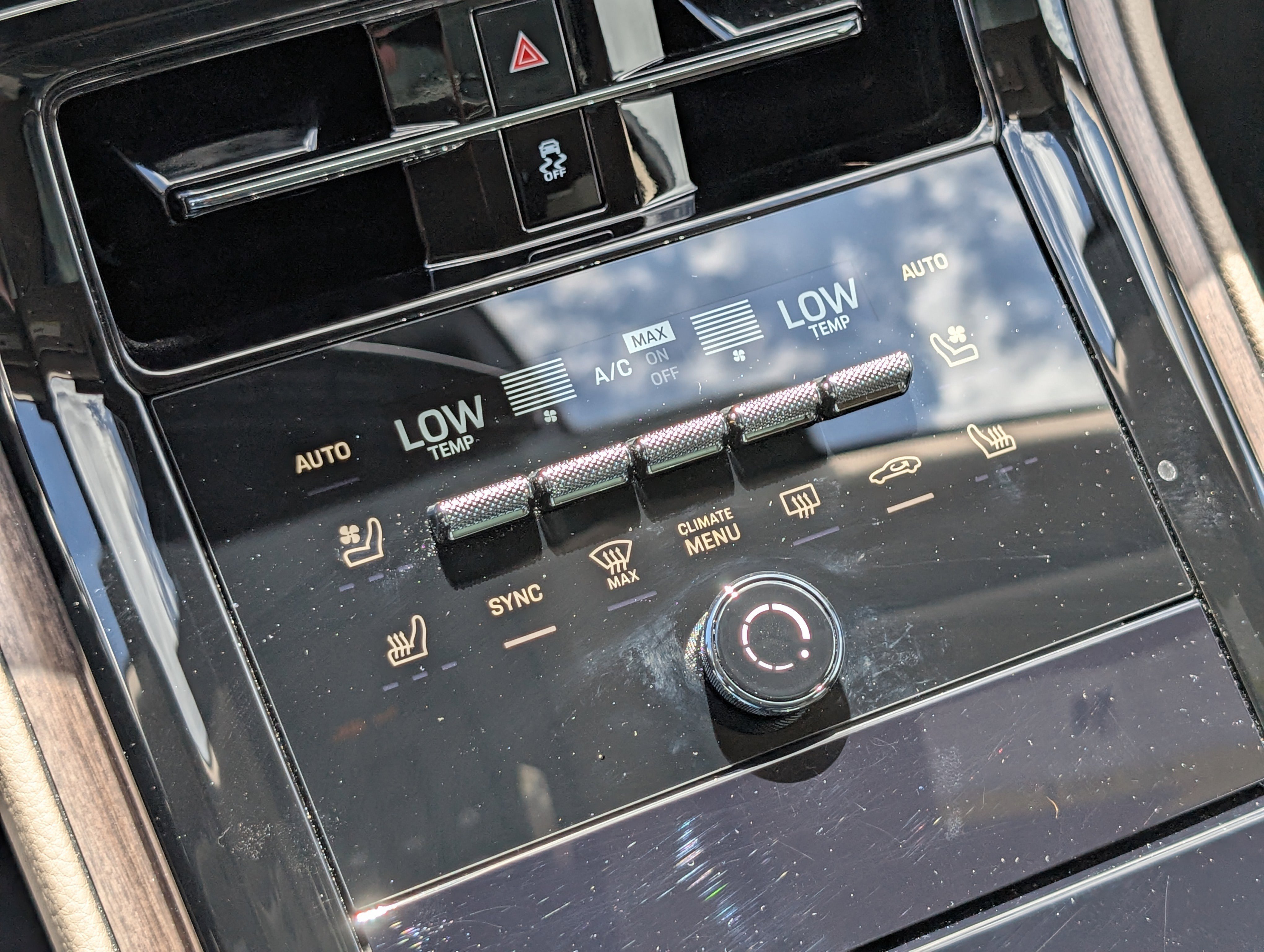 Certified 2025 Porsche Panamera 4 image 42