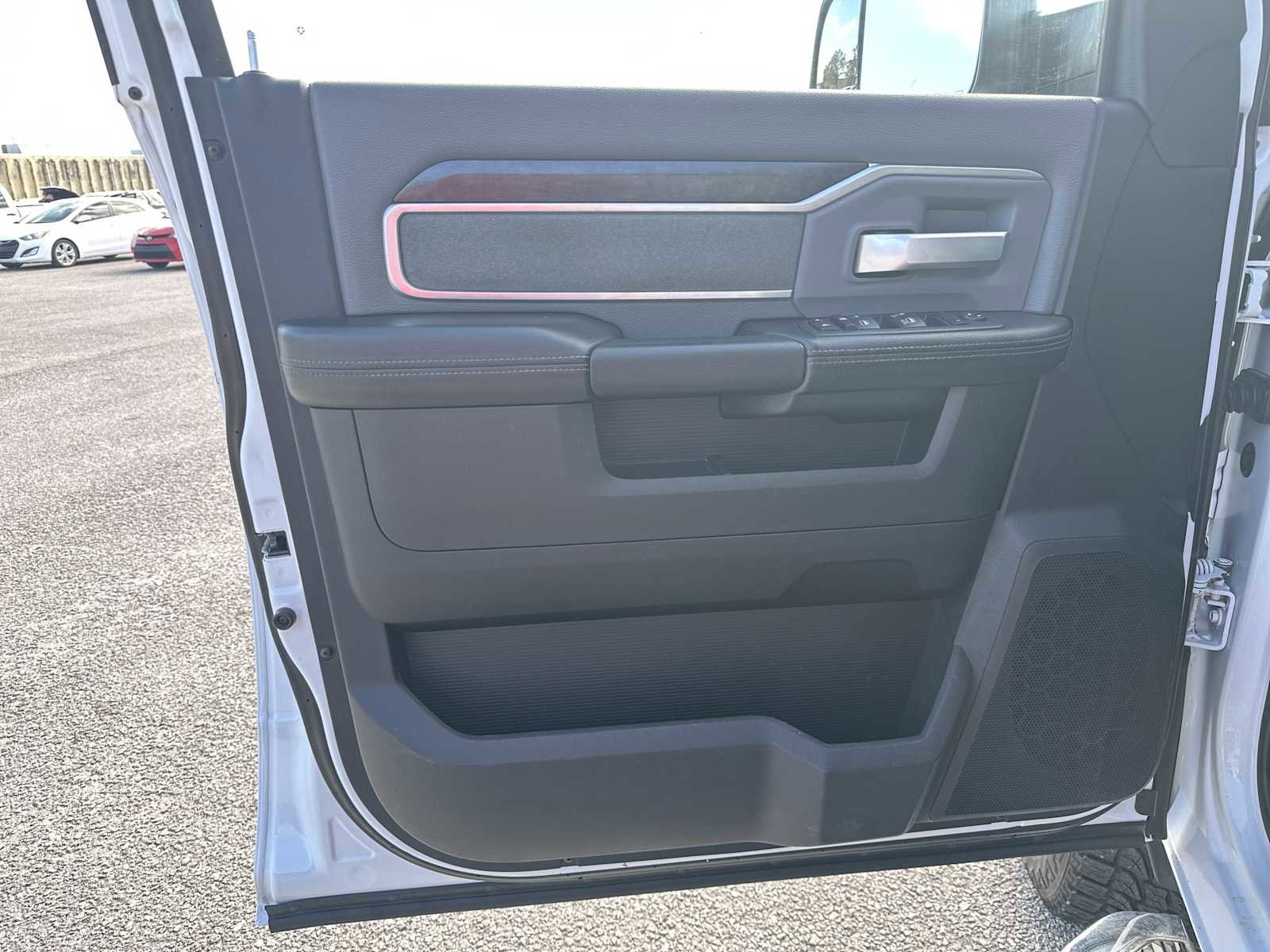 Used 2022 RAM 2500 Big Horn image 15