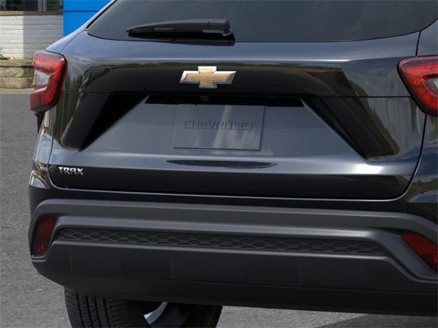 New 2026 Chevrolet Trax LS w/ LS Convenience Package image 14