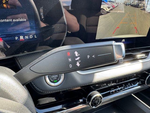 Certified 2025 Chevrolet Equinox LT image 17