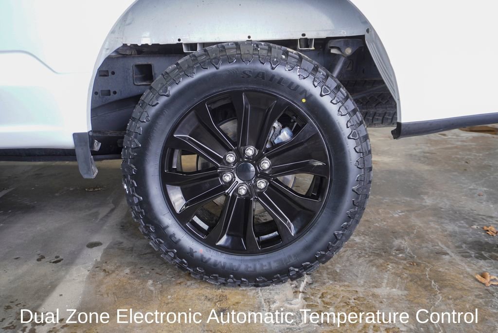 Used 2023 Ford F150 XLT w/ Trailer Tow Package image 6