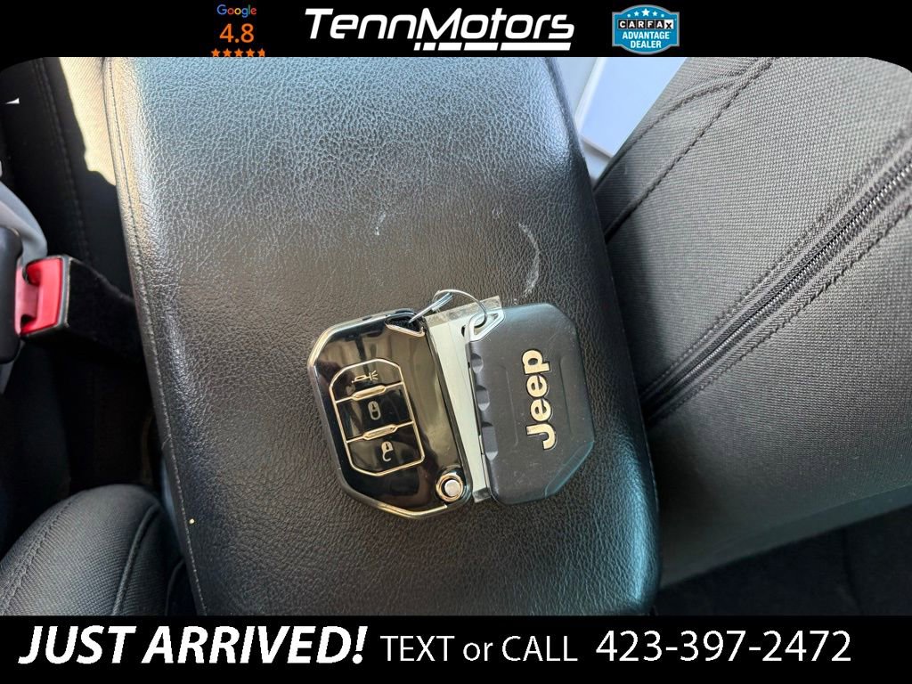 Used 2019 Jeep Wrangler Sport image 25