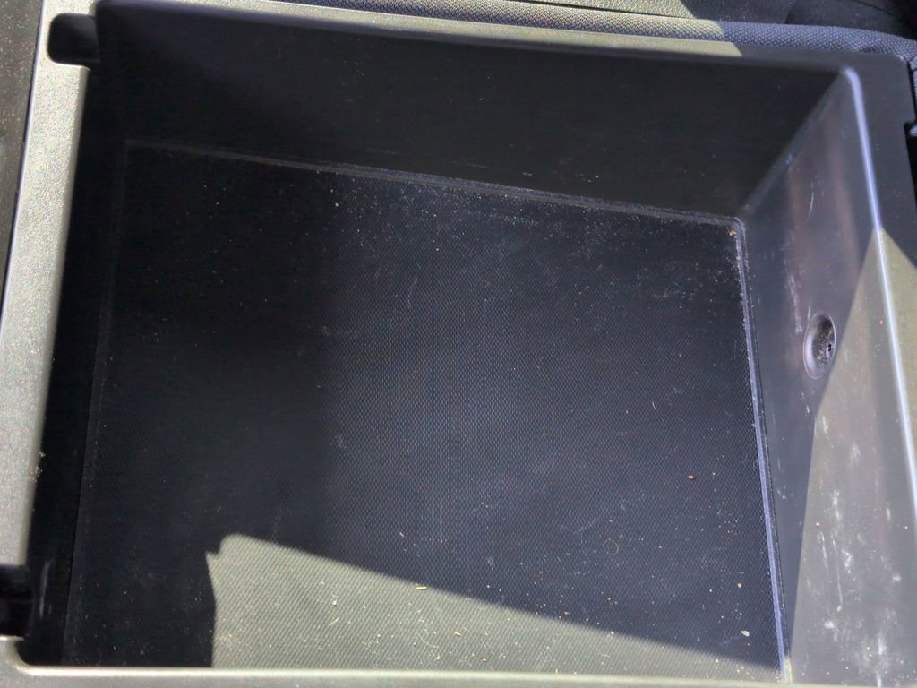 Used 2021 Chevrolet Silverado 1500 LT image 7