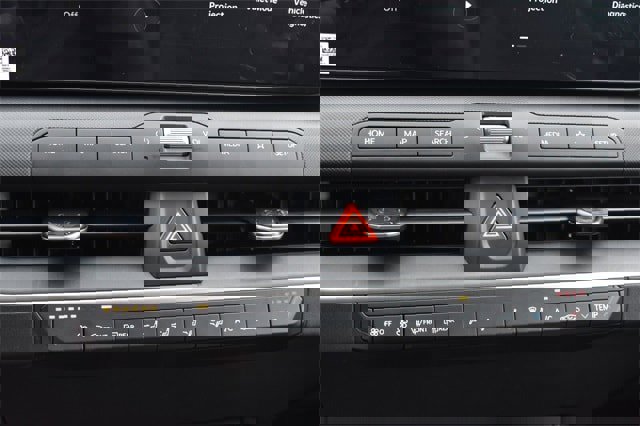 New 2025 Kia K4 LXS image 22