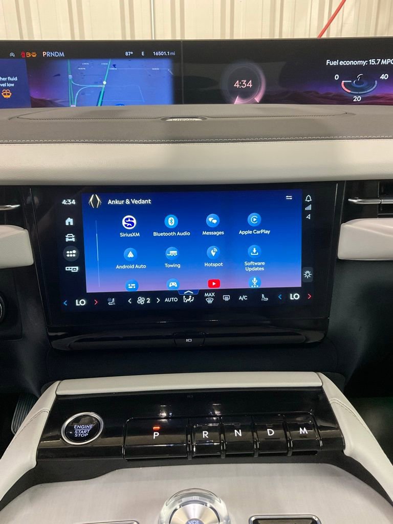 Used 2025 Lincoln Navigator Reserve image 20