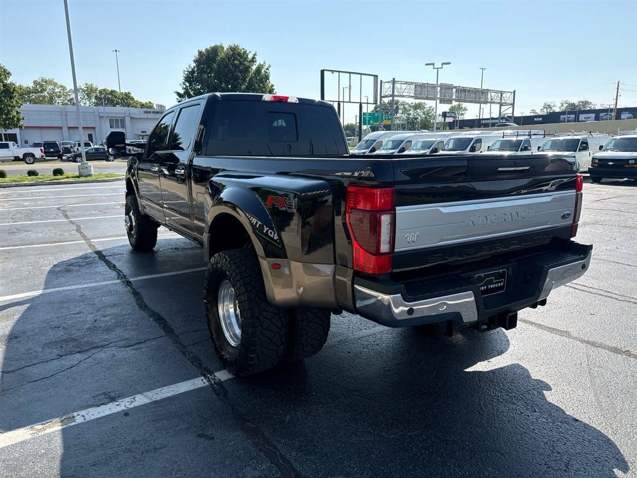 Used 2019 Ford F350 King Ranch w/ King Ranch Ultimate Package AWD/4WD image 6