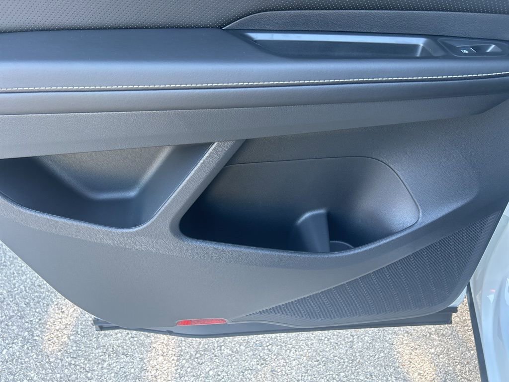 New 2026 Volkswagen Atlas Cross Sport SE image 27