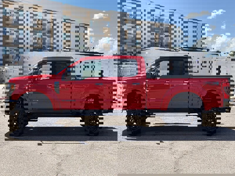 Used 2020 Ford F250 Lariat w/ Lariat Ultimate Package image 7