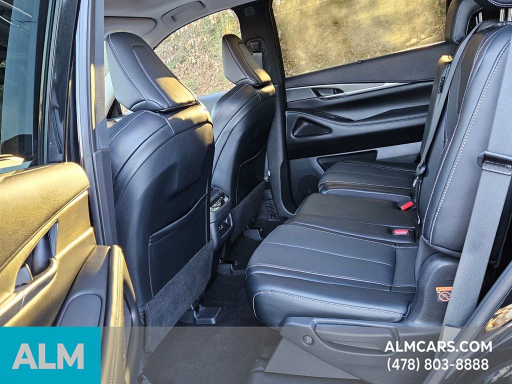 Used 2024 INFINITI QX60 Luxe w/ Cargo Package image 14