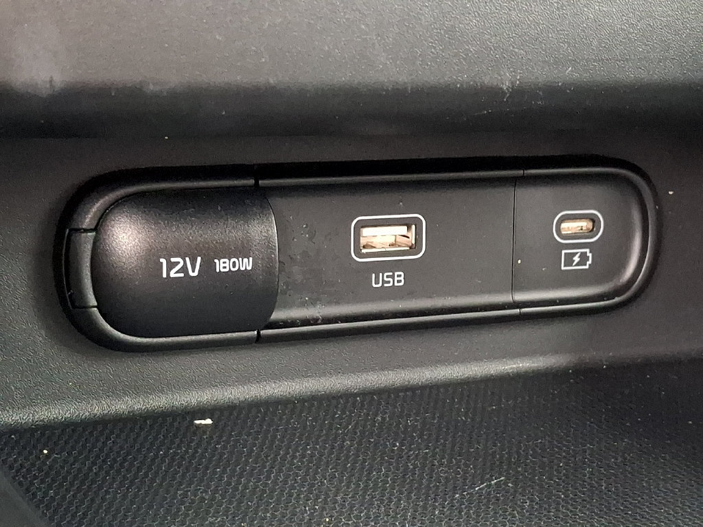 Used 2024 Kia Seltos S AWD/4WD image 25