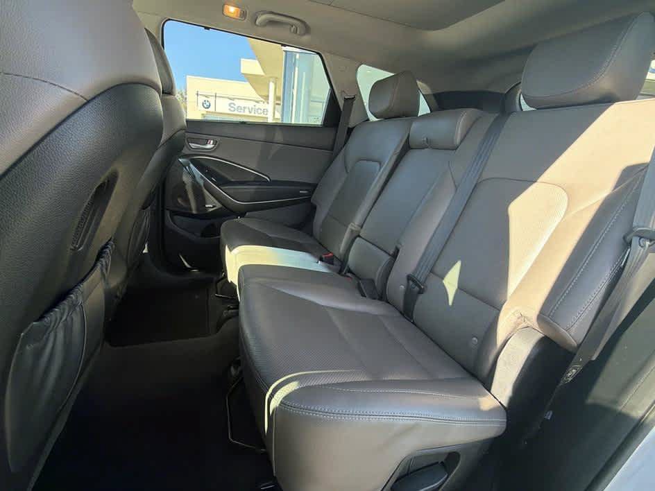 Used 2017 Hyundai Santa Fe AWD w/ SE Ultimate Tech Package 03 image 24