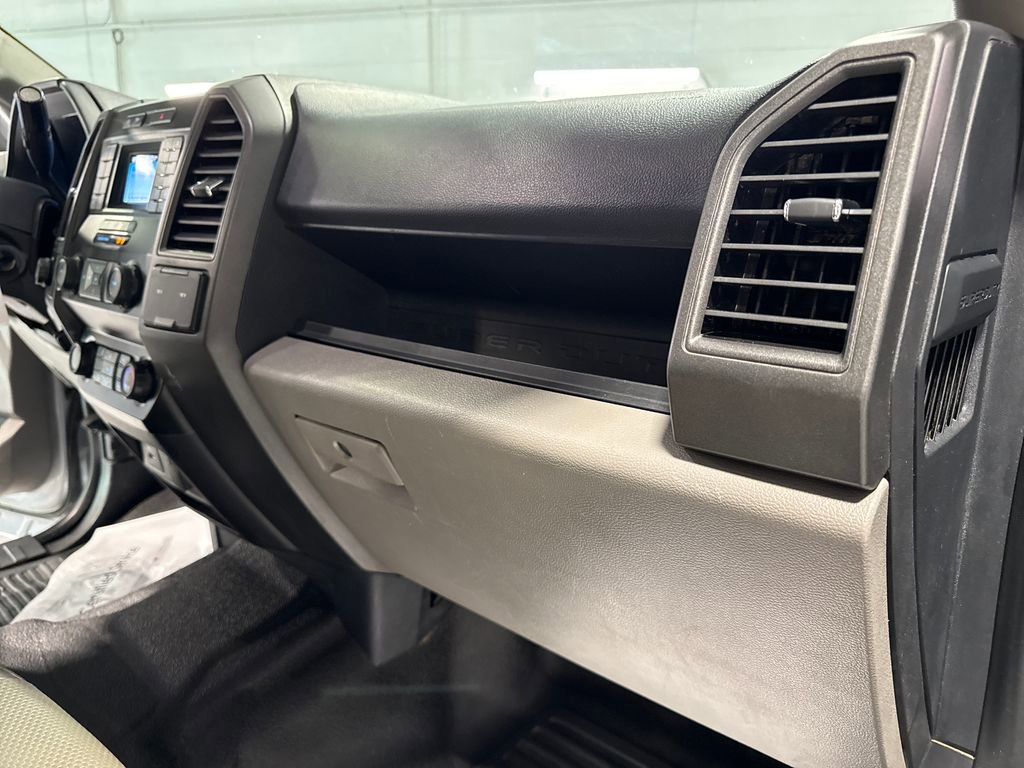 Used 2022 Ford F250 XL w/ Power Equipment Group AWD/4WD image 34