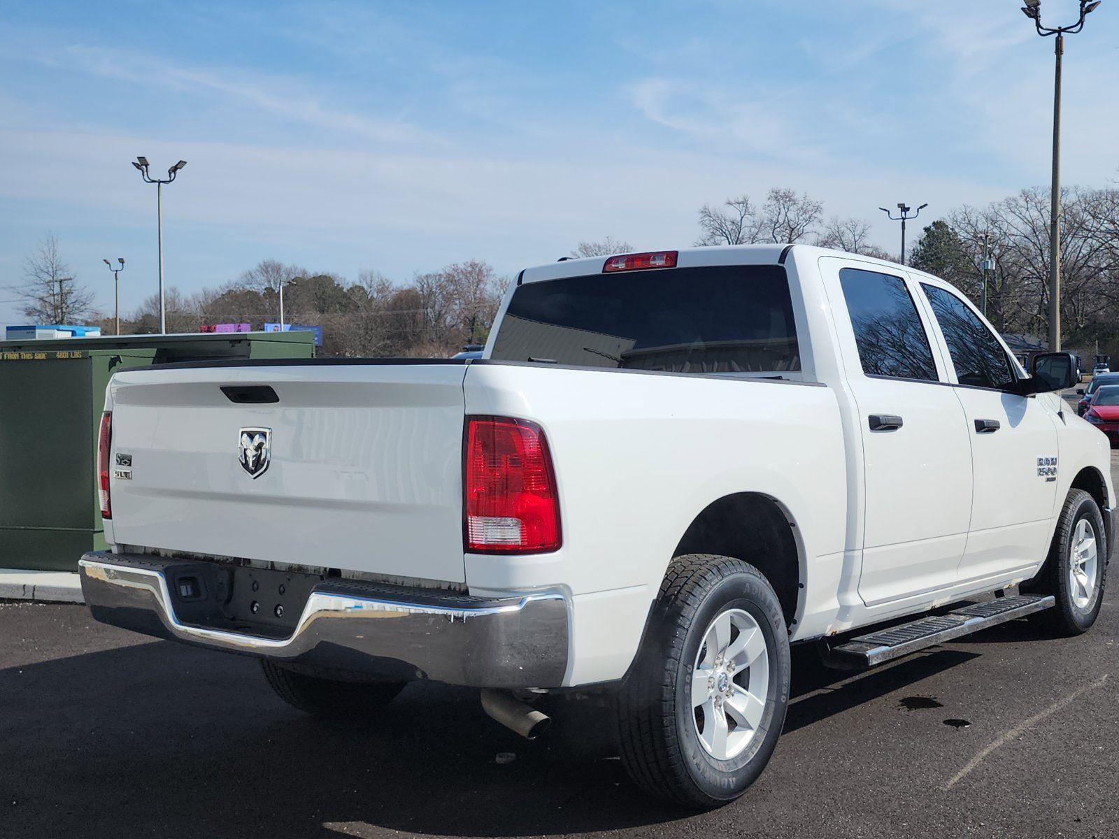 Used 2022 RAM 1500 Classic SLT image 5