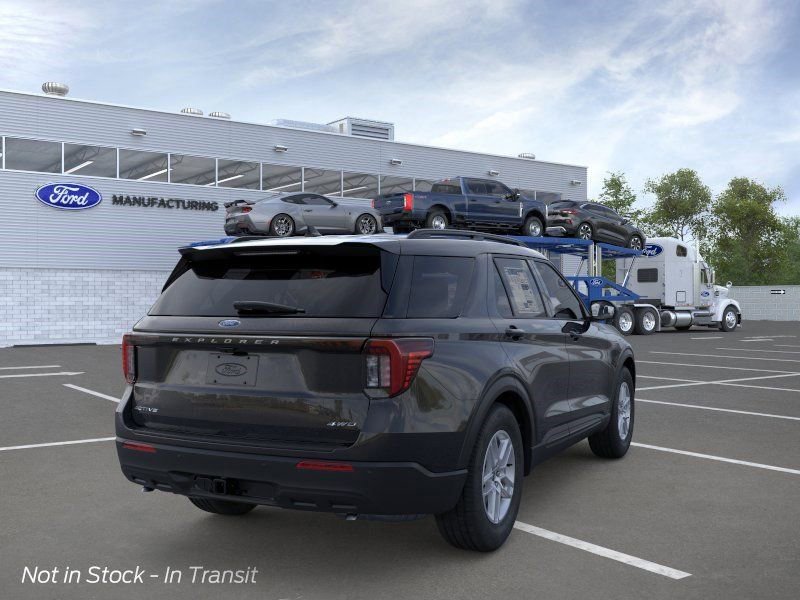 New 2026 Ford Explorer Active AWD/4WD image 8