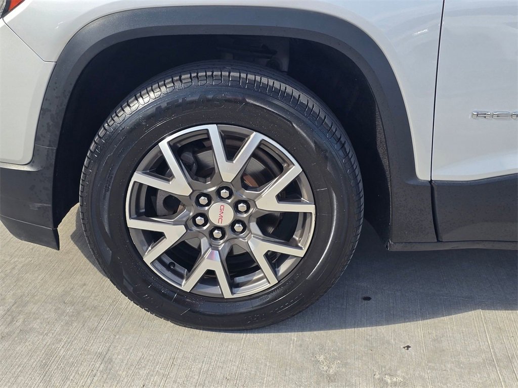 Used 2020 GMC Acadia SLE w/ Driver Convenience Package image 7