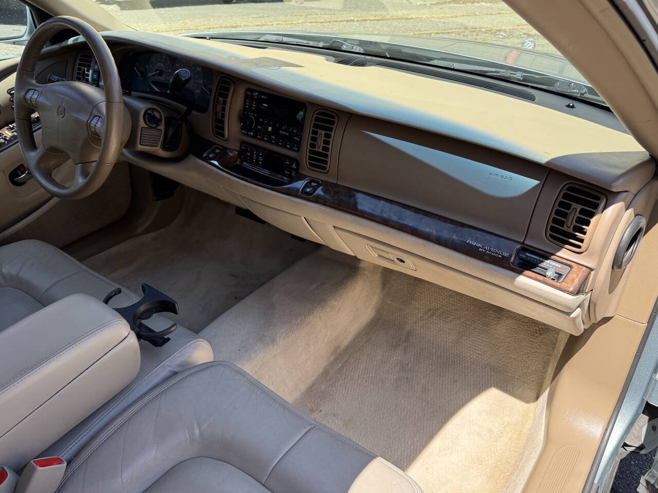 Used 2004 Buick Park Avenue w/ Prestige Feature Package FWD image 46