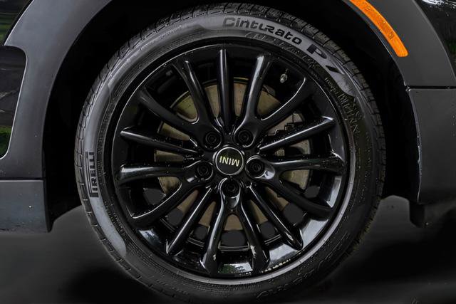 Used 2024 MINI Cooper Clubman S w/ Signature Upholstery Package image 24