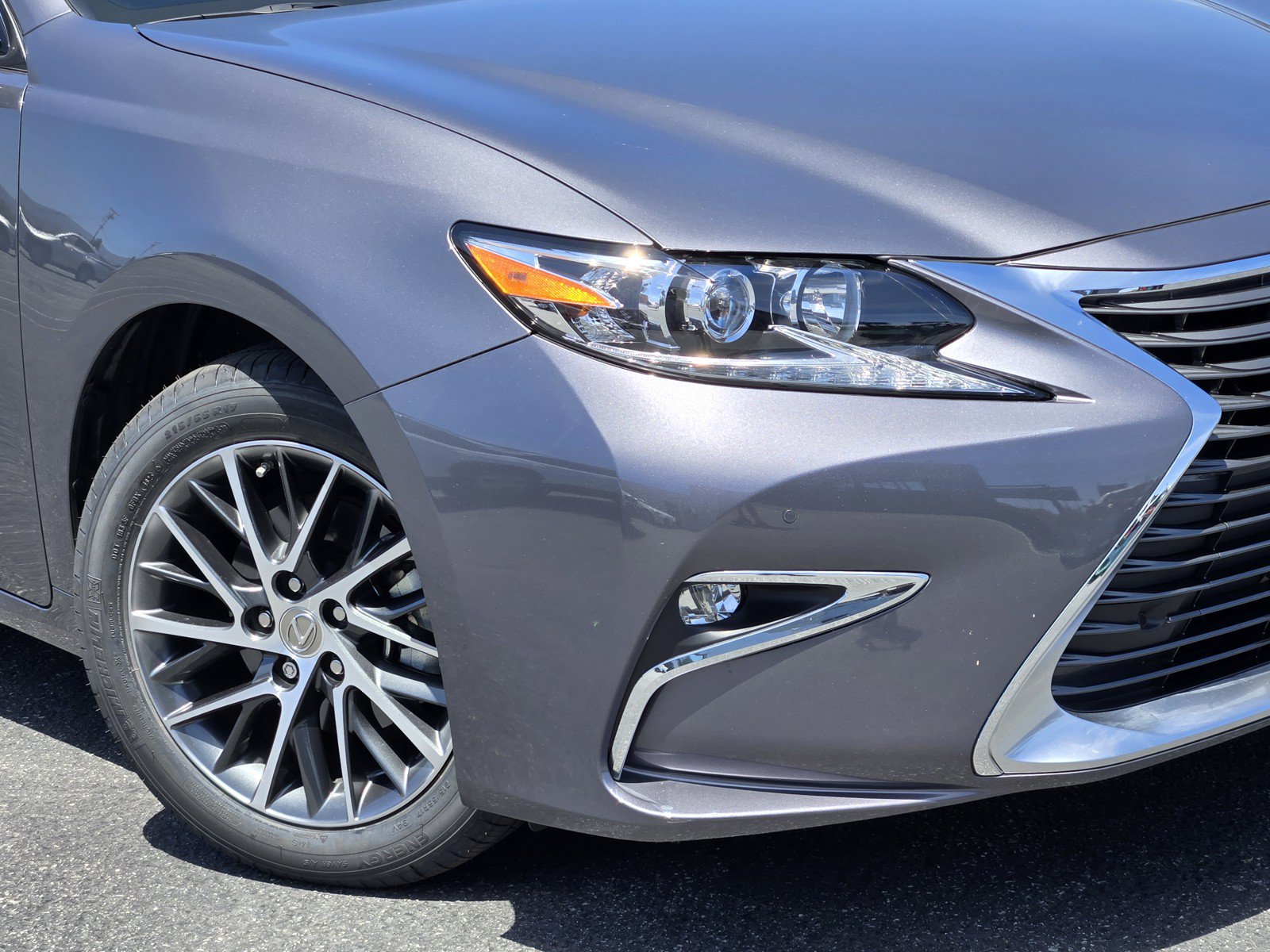 Used 2017 Lexus ES 350 w/ Navigation System Package FWD image 9