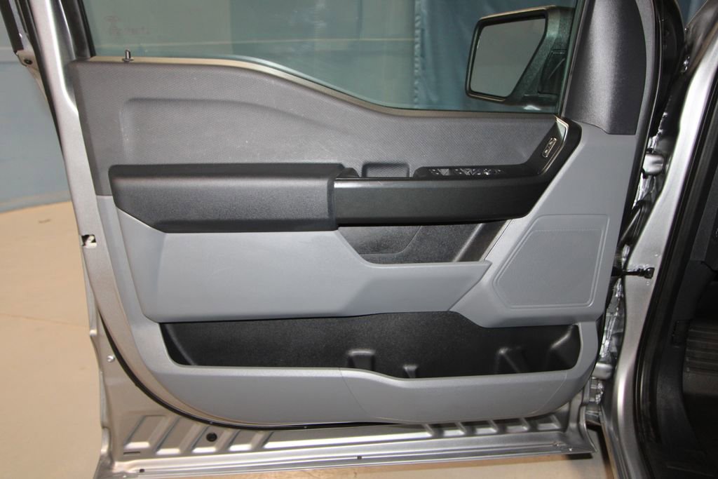 Used 2025 Ford F150 XL w/ Equipment Group 104A Hybrid image 5