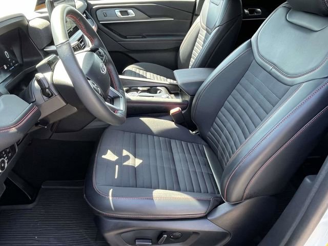 Certified 2025 Ford Explorer ST-Line w/ Premium Package image 14