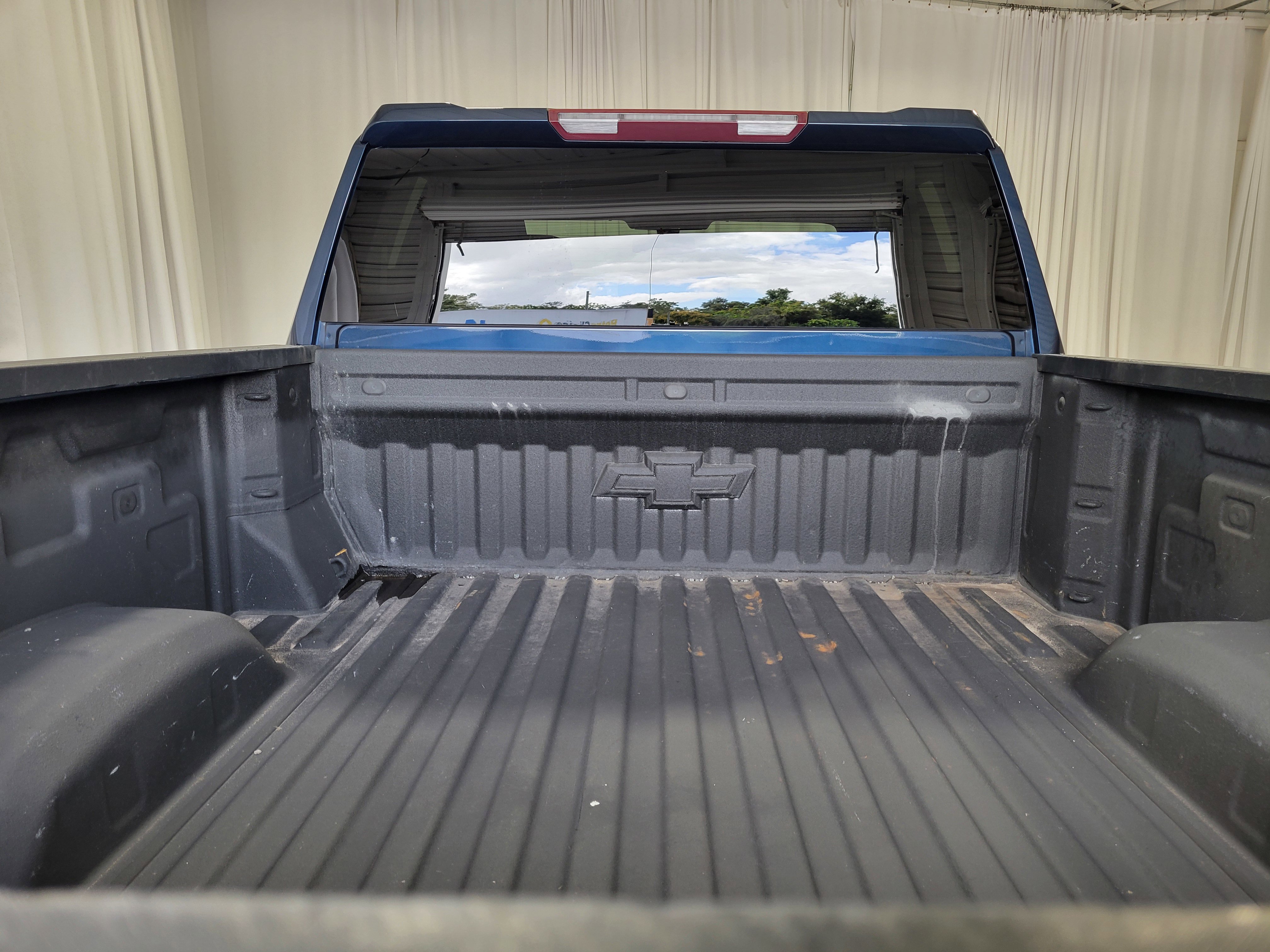 Used 2021 Chevrolet Silverado 2500 Custom w/ Custom Value Package image 7