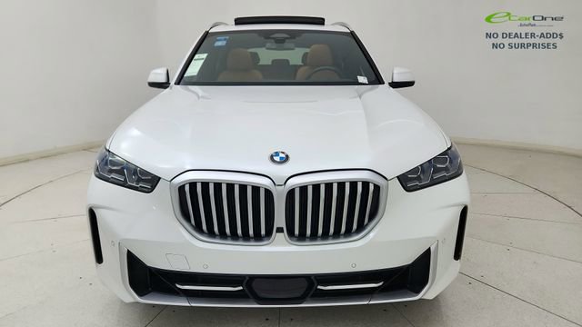 Used 2025 BMW X5 xDrive40i AWD/4WD image 2