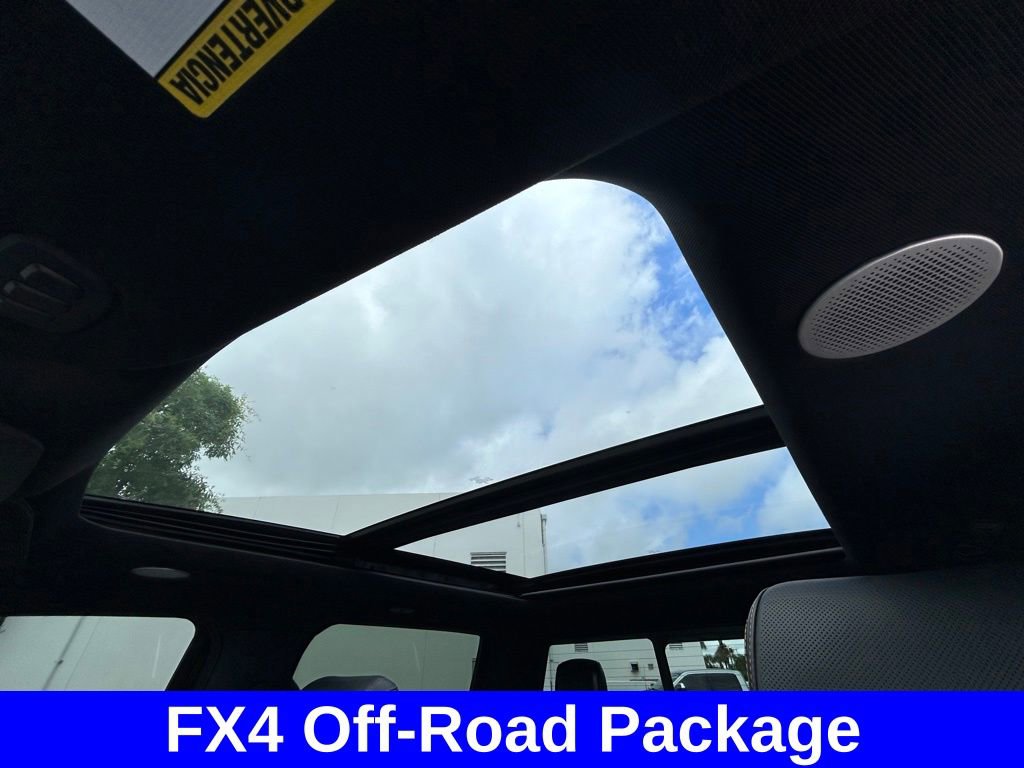 Used 2023 Ford F450 Platinum w/ FX4 Off-Road Package image 11