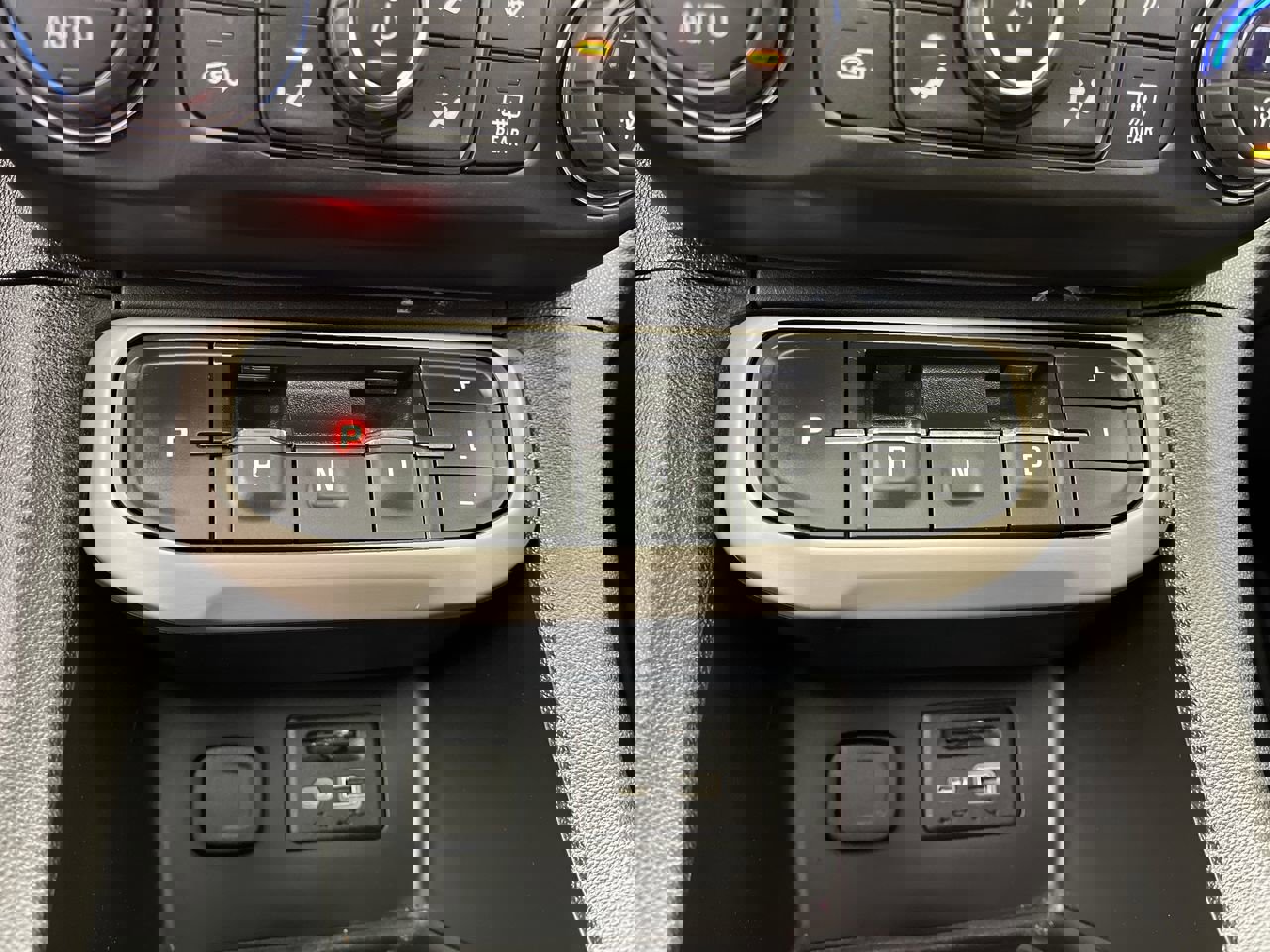 Certified 2023 GMC Acadia Denali w/ Denali Ultimate Package AWD/4WD image 29