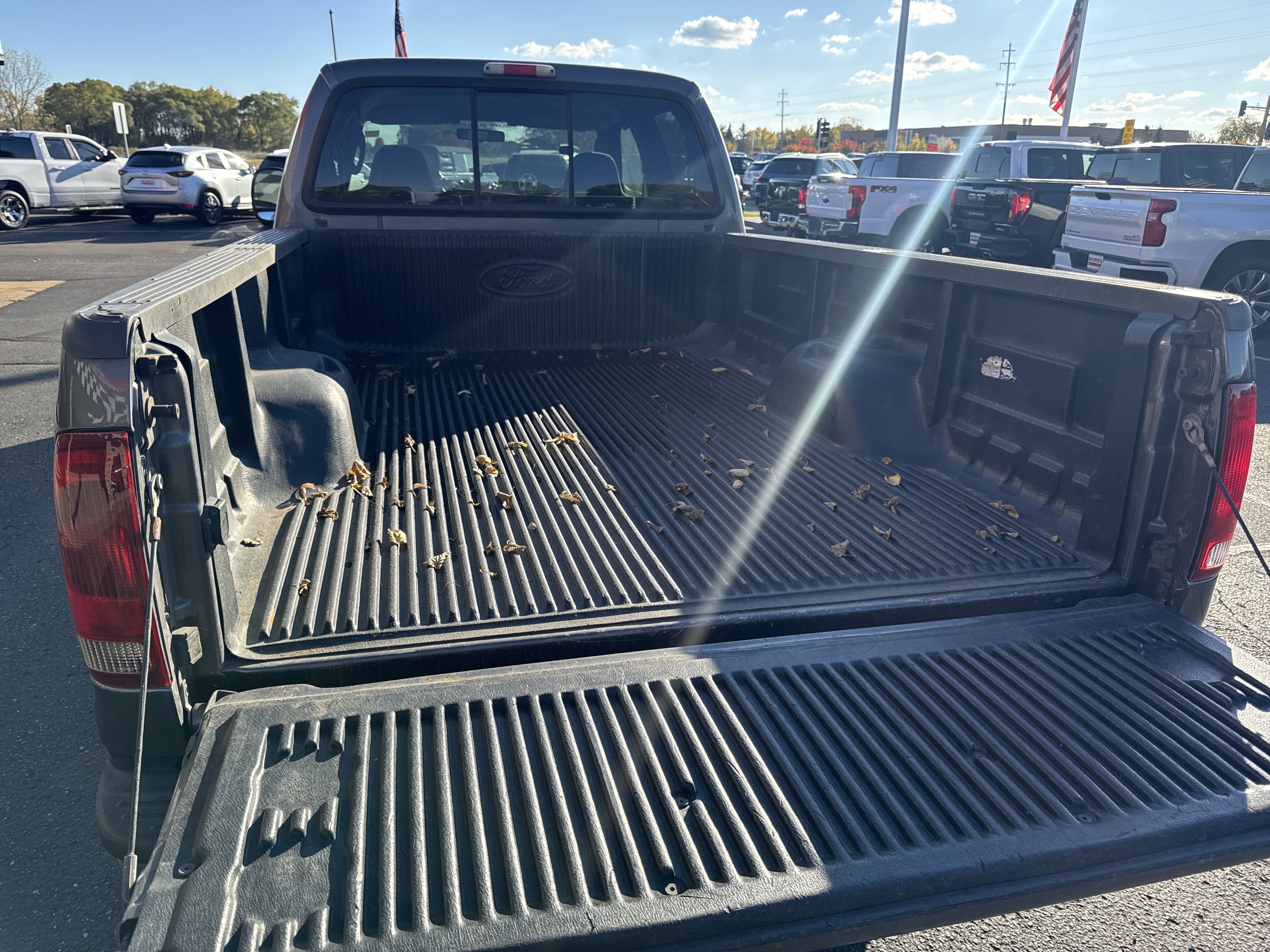 Used 2003 Ford F250 XLT image 28