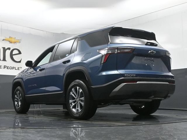 New 2026 Chevrolet Equinox LT w/ Safety and Technology Package FWD image 5