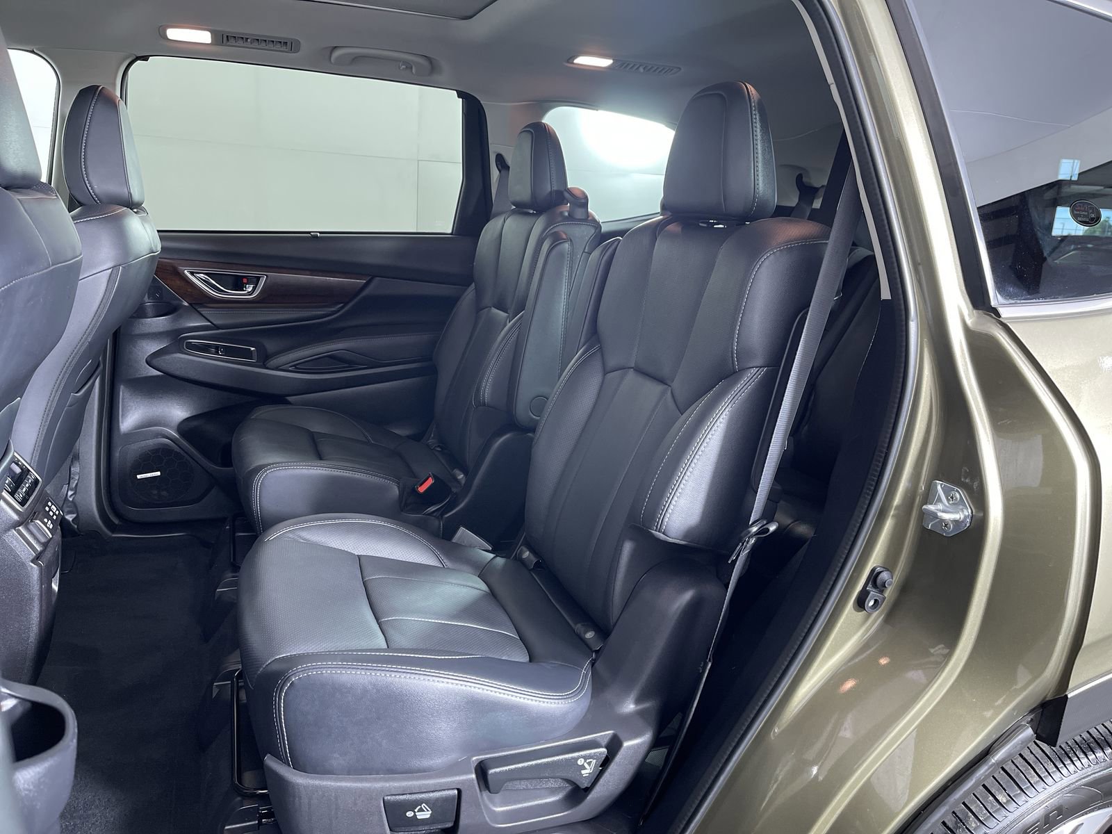 Used 2023 Subaru Ascent Touring image 23