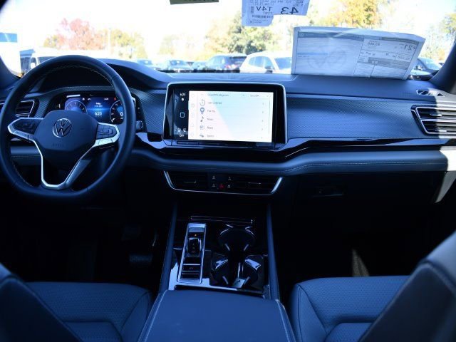 New 2025 Volkswagen Atlas Cross Sport SEL AWD/4WD image 18