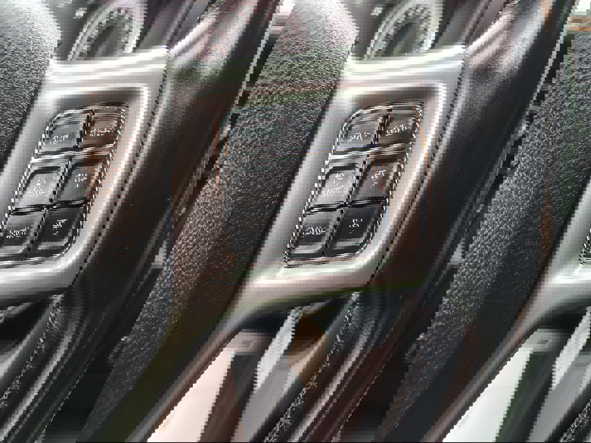 Certified 2021 RAM 1500 Classic Warlock w/ Luxury Group image 29