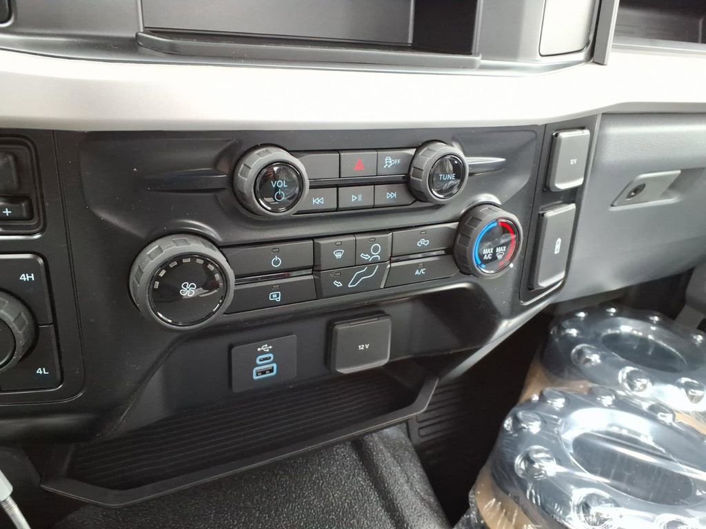 New 2026 Ford F450 XL AWD/4WD image 17