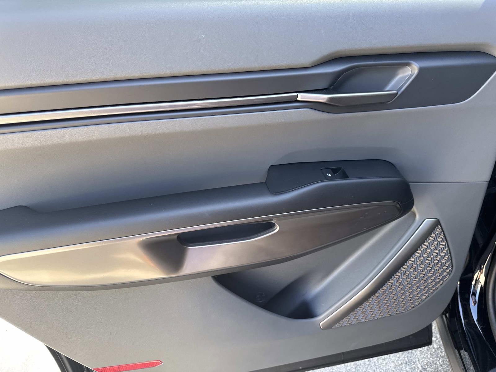 Used 2024 Kia EV9 Wind image 10