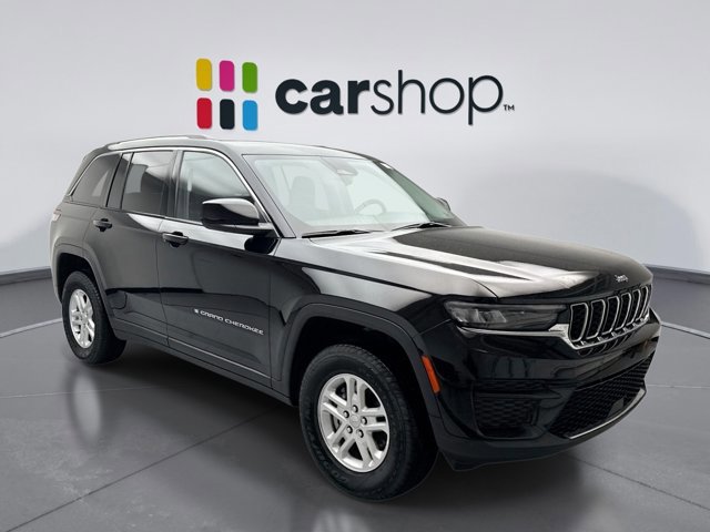 Used 2023 Jeep Grand Cherokee Laredo image 7