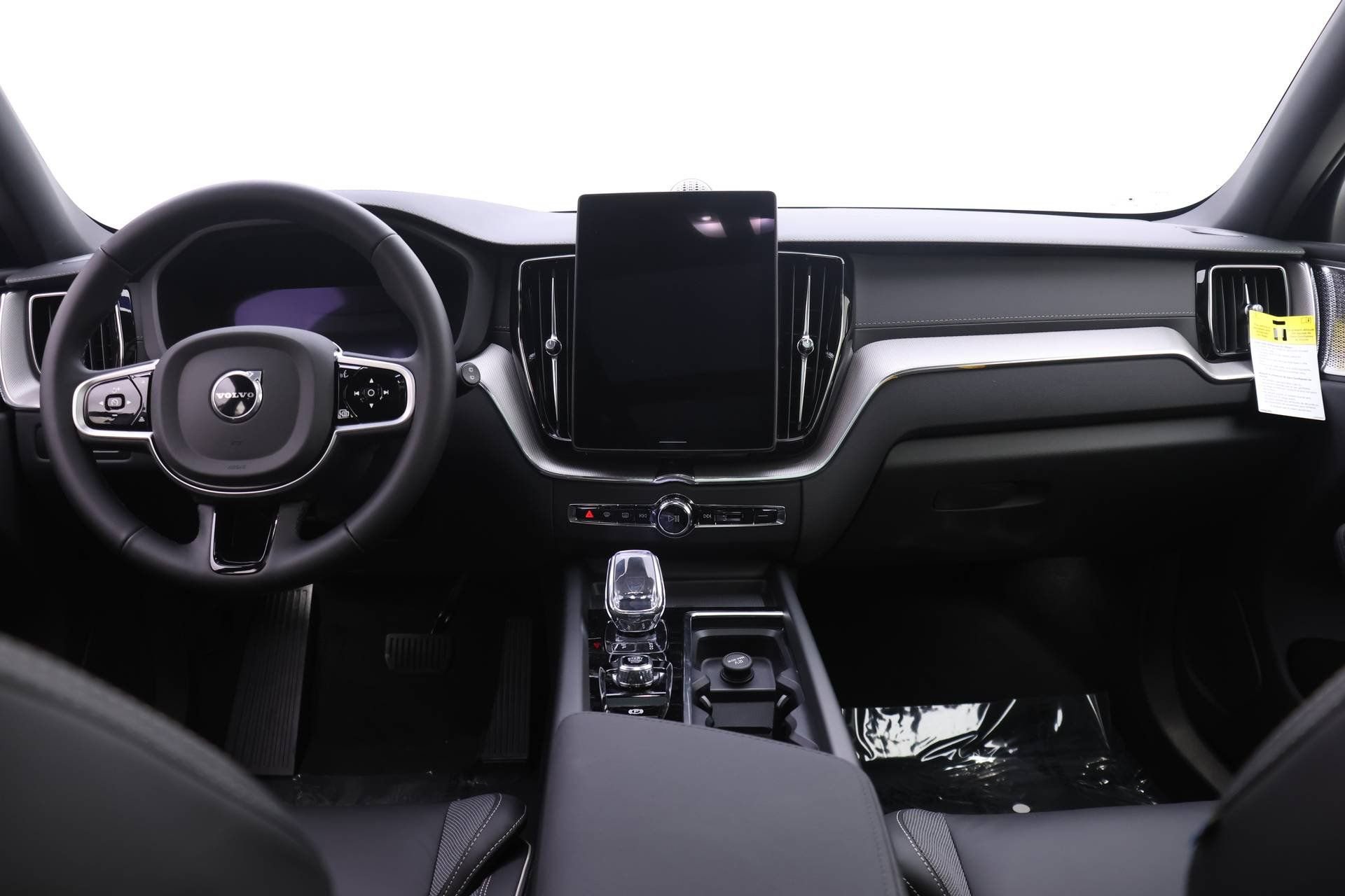 New 2026 Volvo XC60 T8 Polestar w/ Protection Package Premier image 8