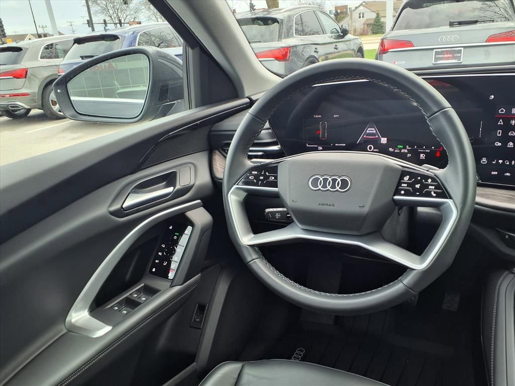 Used 2025 Audi Q5 Premium w/ Convenience Package AWD/4WD image 19