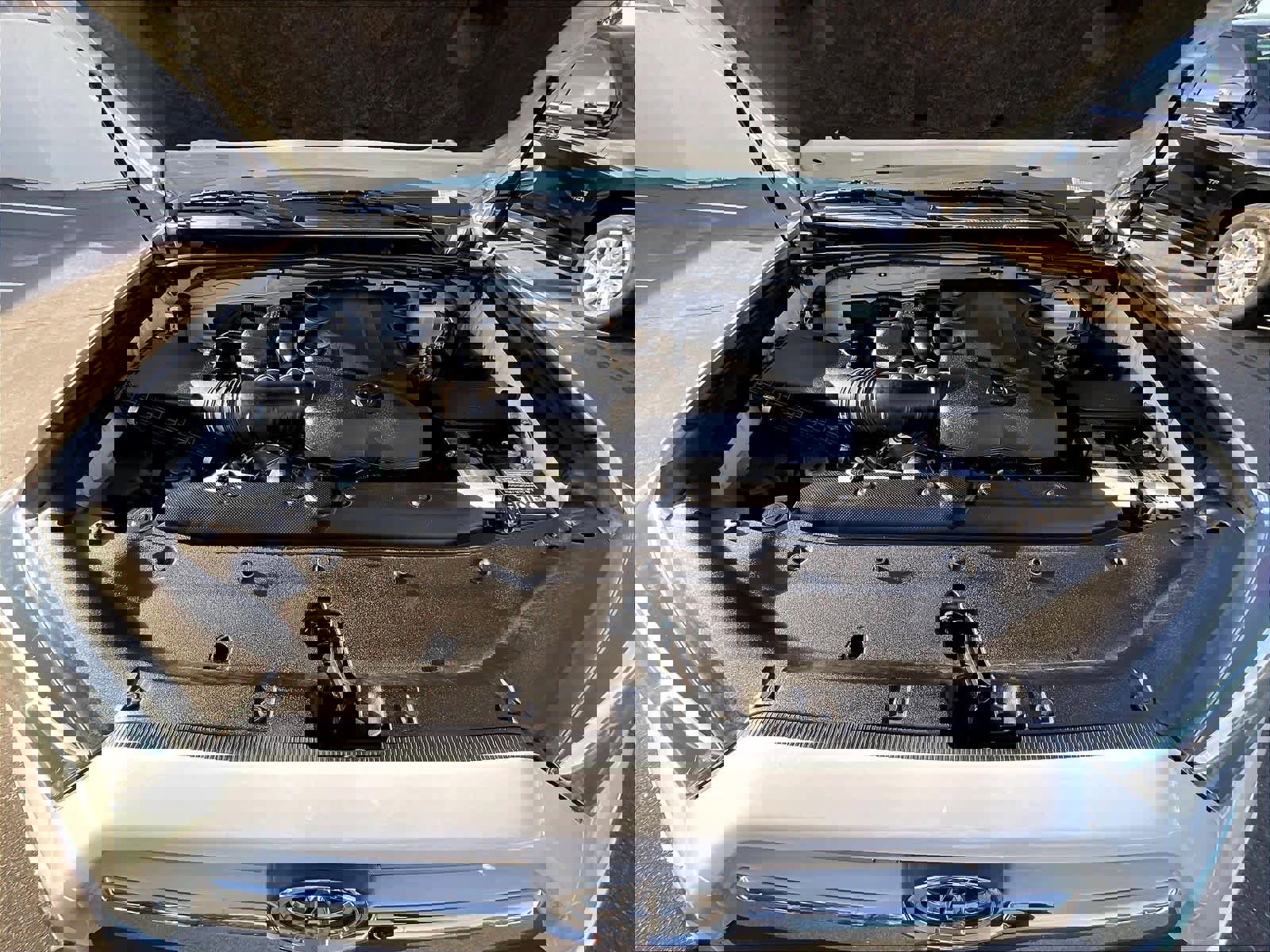 Used 2020 Toyota 4Runner Limited image 12