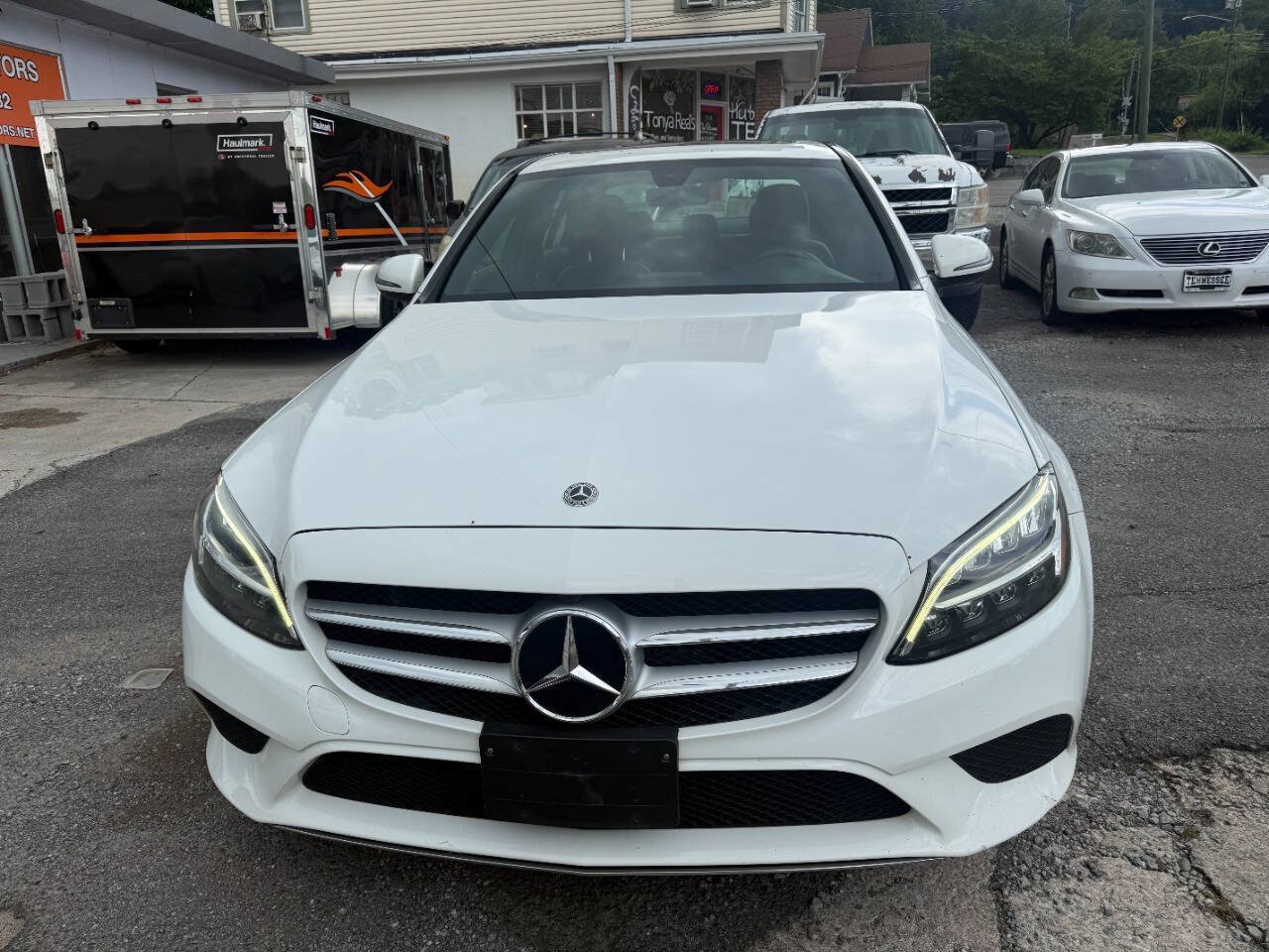 Used 2019 Mercedes-Benz C 300 4MATIC Sedan image 3