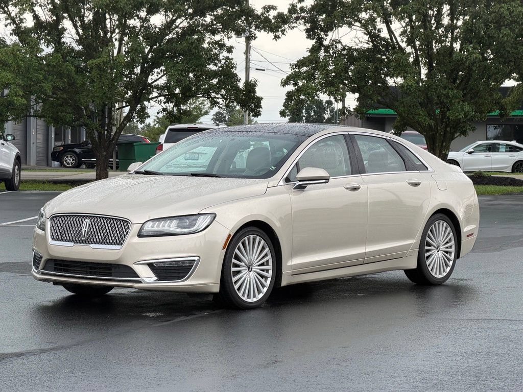 Used 2017 Lincoln MKZ Reserve FWD image 3
