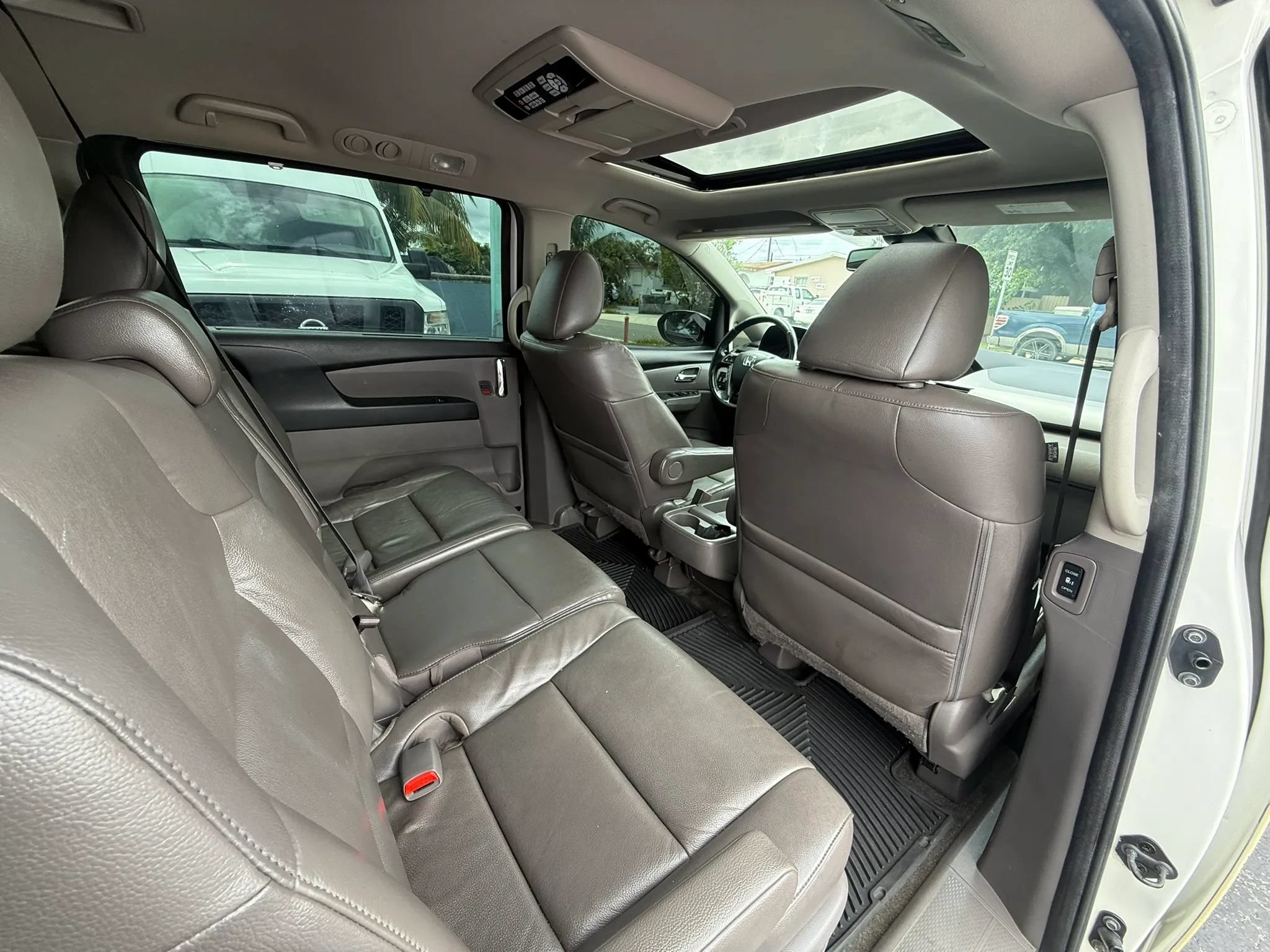 Used 2015 Honda Odyssey EX-L image 20