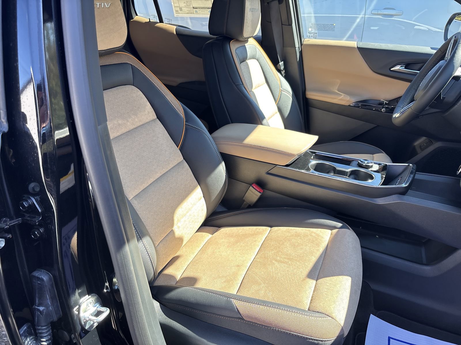 New 2026 Chevrolet Equinox ACTIV w/ Convenience Package III image 23